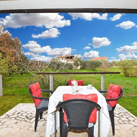 Ferienwohnung Fuer 4 Personen Ca 50 Qm In Galizana, Istrien Istrische Riviera * Pola