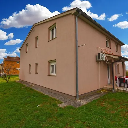 Ferienwohnung Fuer 4 Personen Ca 50 Qm In Galizana, Istrien Istrische Riviera * Pola